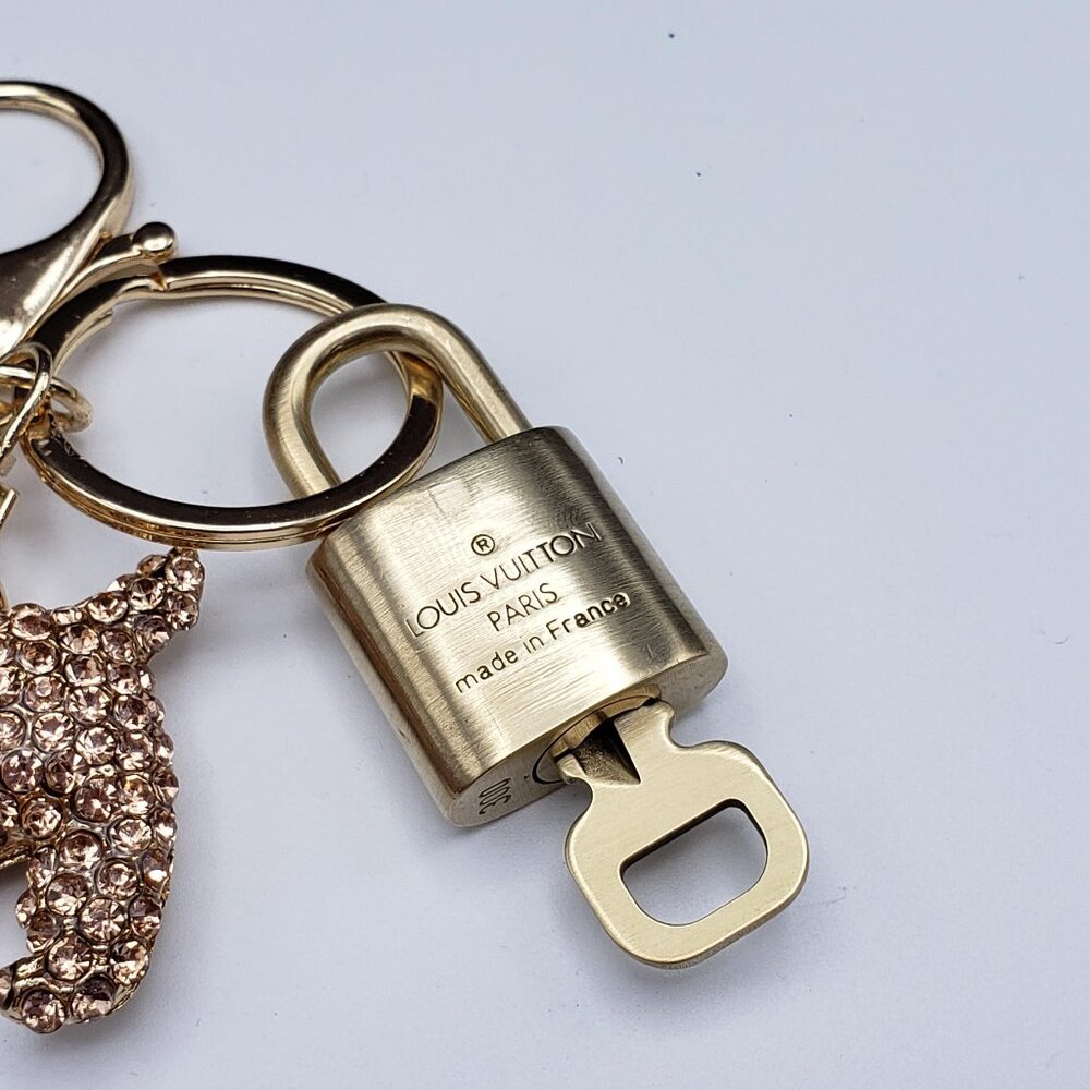 Authentic Louis Vuitton Lock & Key with Unbranded Puppy Charm, Keychain - Picture 9 of 13